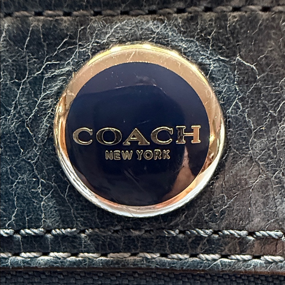Coach Legacy vintage Two-Tone Leather Wristlet - Picture 2 of 6